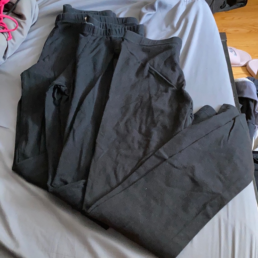 3 Forever21 black leggings